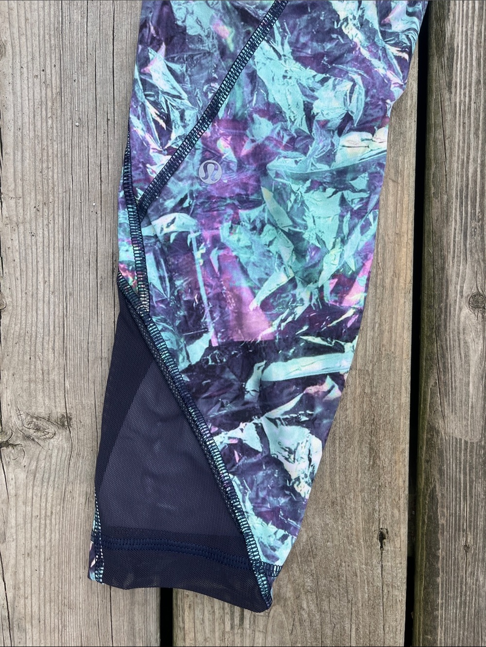 Lululemon Inspire Tight II *Full-On Luxtreme (Mesh) Iridescent Multi Size 8 - Picture 12 of 12